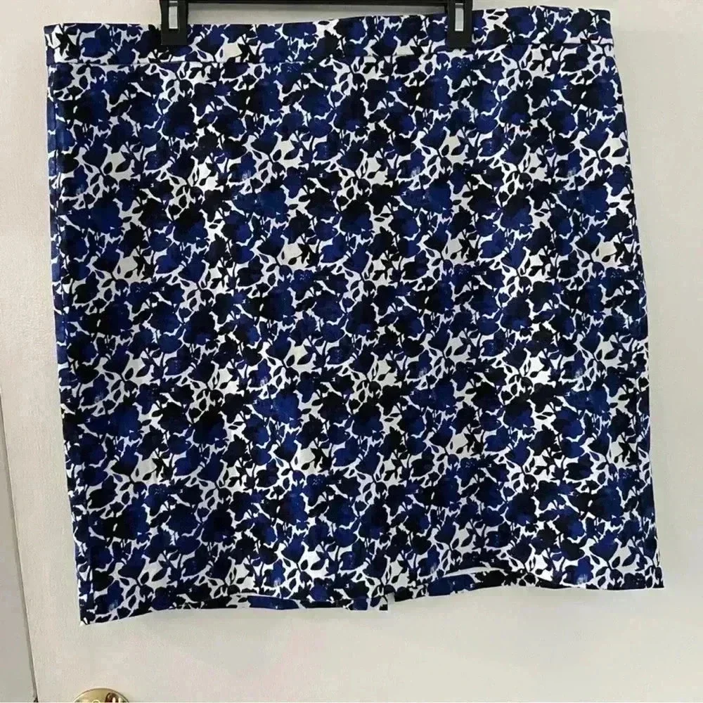 J. Crew‎ Factory Size 20  Blue Ivory Floral Printed Basketweave Pencil Sk…
